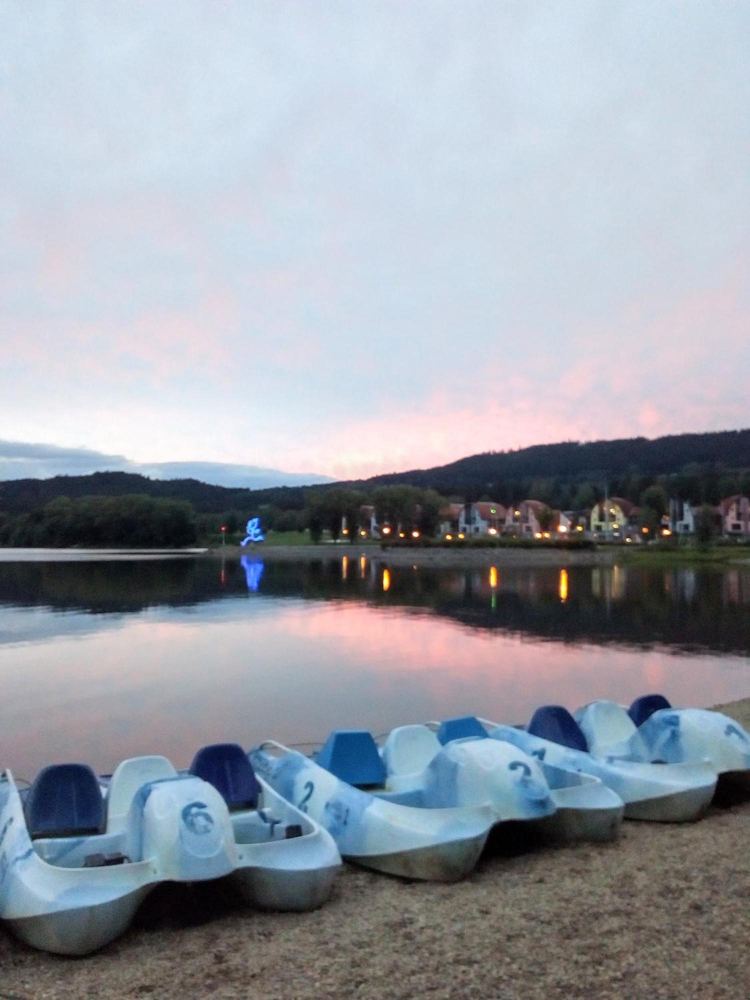Apartman Leo Nr. 8 Lipno Nad Vltavou Luaran gambar